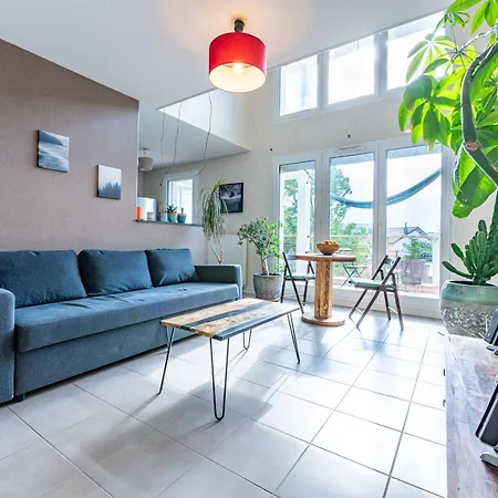 Calme Et Verdure: Vue Montagne - Terrasse - Wifi Appartement