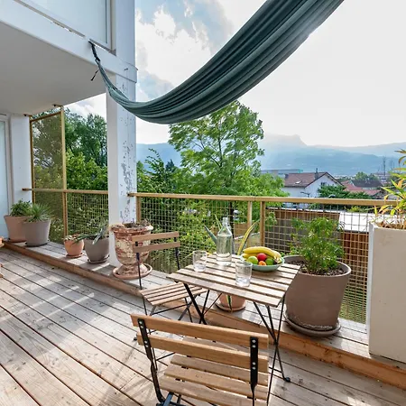 Calme Et Verdure: Vue Montagne - Terrasse - Wifi Appartement *