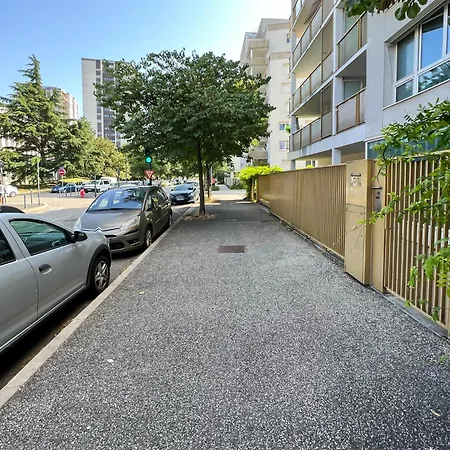Appartement Calme Et Verdure: Vue Montagne - Terrasse - Wifi Grenoble